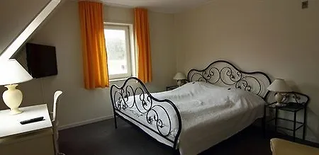فندق Sanden Bjerggaard - Det Lille Badehotel